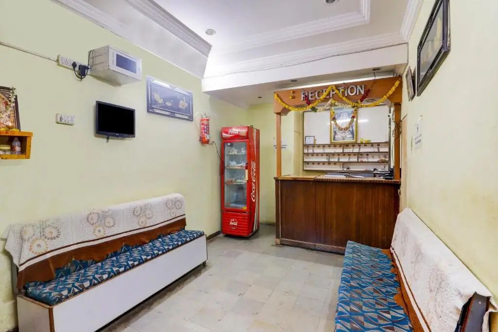 Секундерабад: OYO 75390 Bhavani Rest Rooms