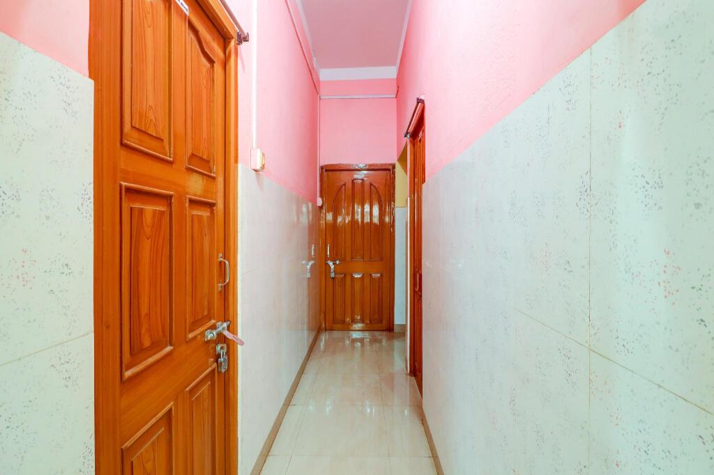 Деогхар: SPOT ON 79936 Shivaye Rest House