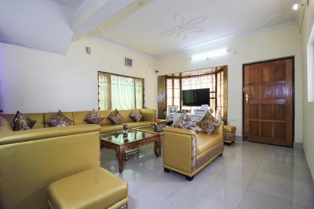 Наинитал: OYO 62255 Drishti Cottage