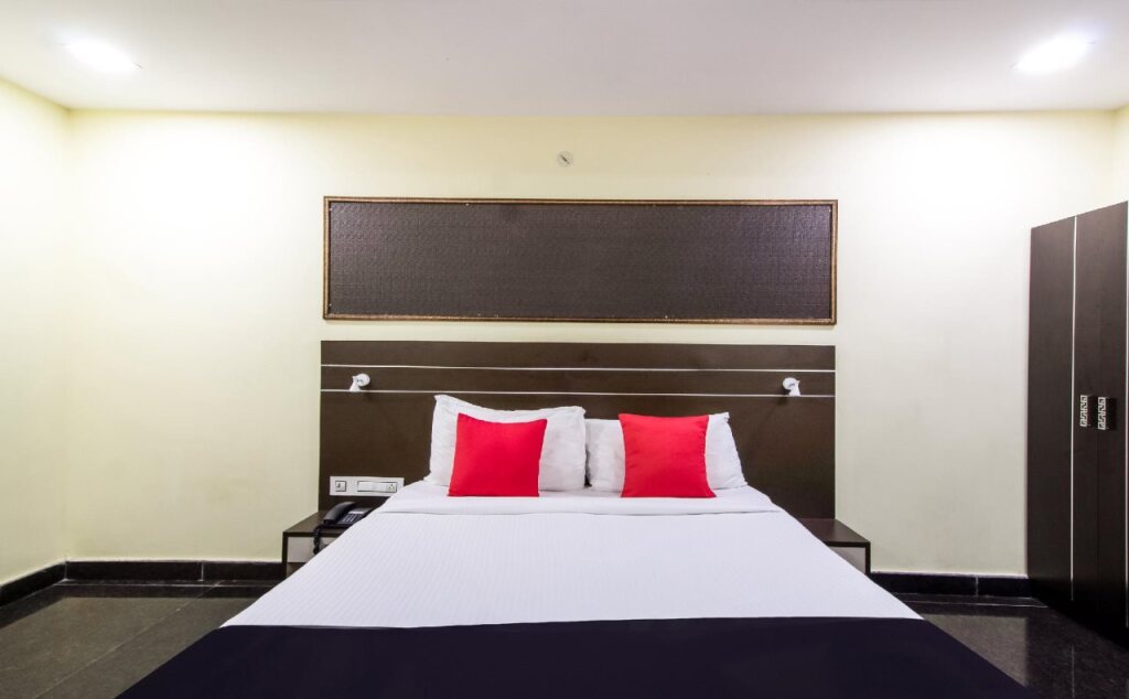 Хидерабад: Fabhotel Navya Grand