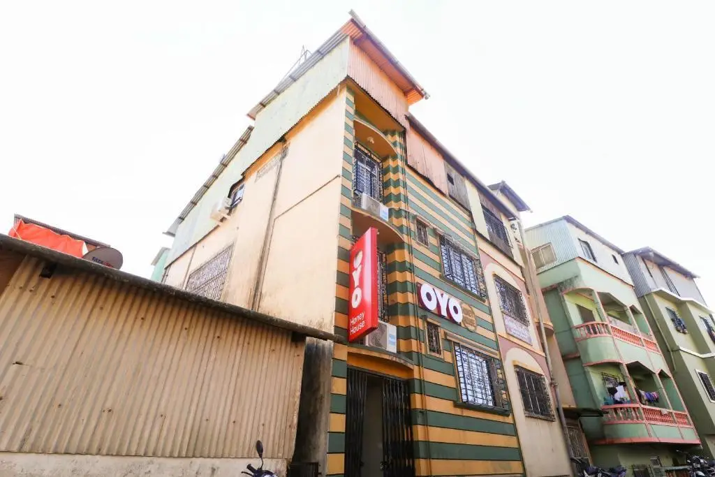 OYO 61503 Hotel Honey House — фото 1