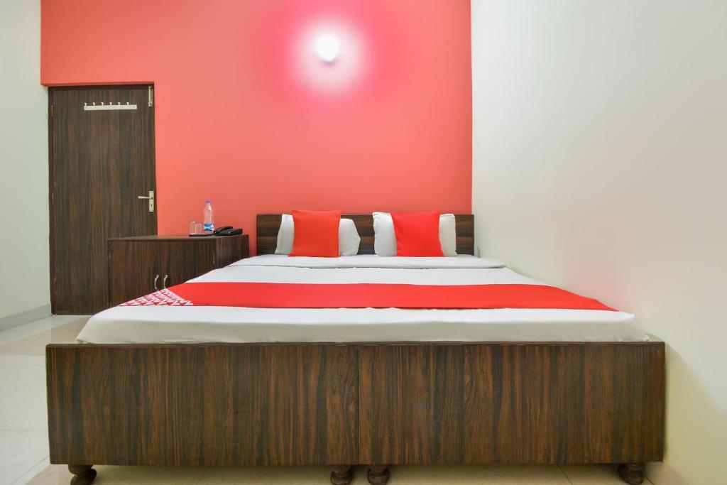 Амритсар: OYO 65999 G.s Hotel