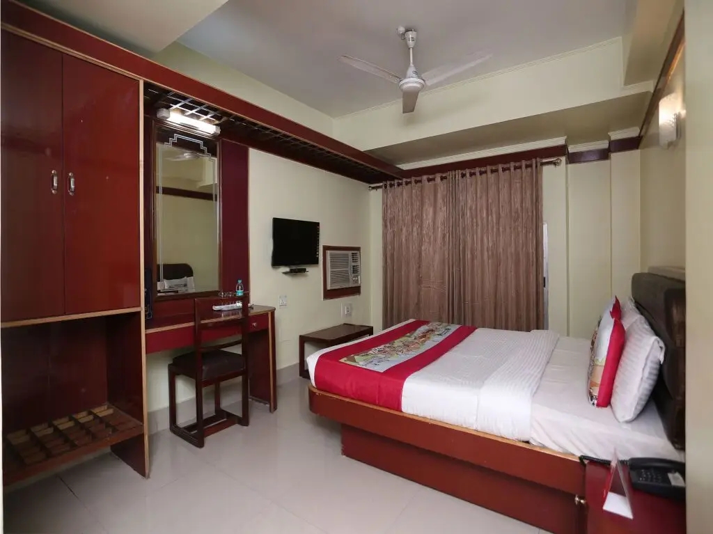 Гувахати: Collection O 4793 Hotel President
