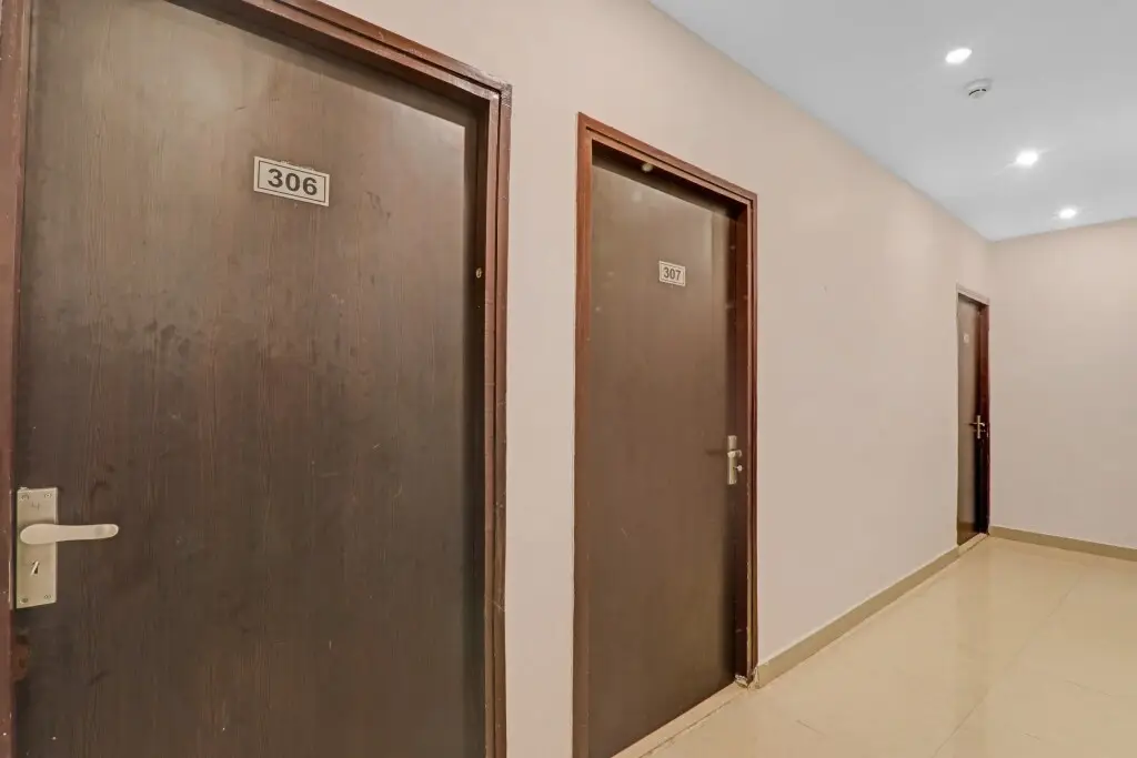 Лакхнау: OYO 70967Hotel Aditya Grand
