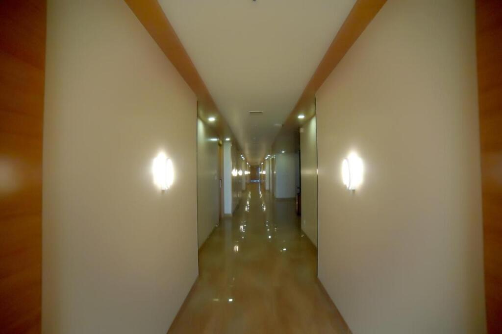 Alexander Luxury Hotel — фото 1