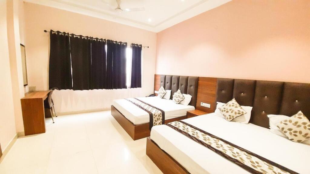 Hotel Anchit - Walking Distance To Golden Temple — фото 1