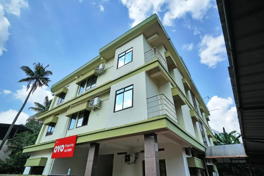Aluva: Collection O 83702 Lala Homes