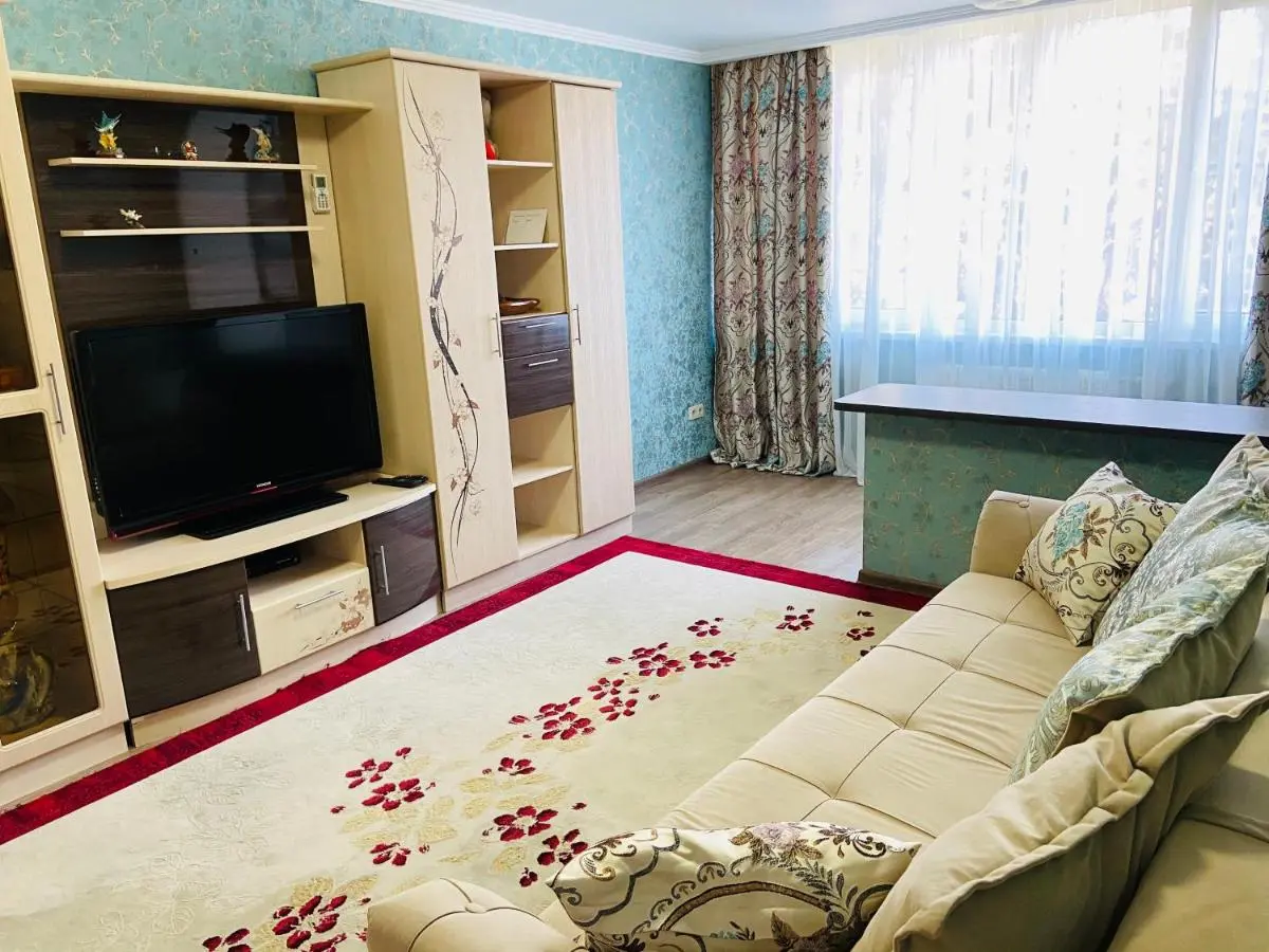 Сочи: Apartment 2 on Chaykovskogo