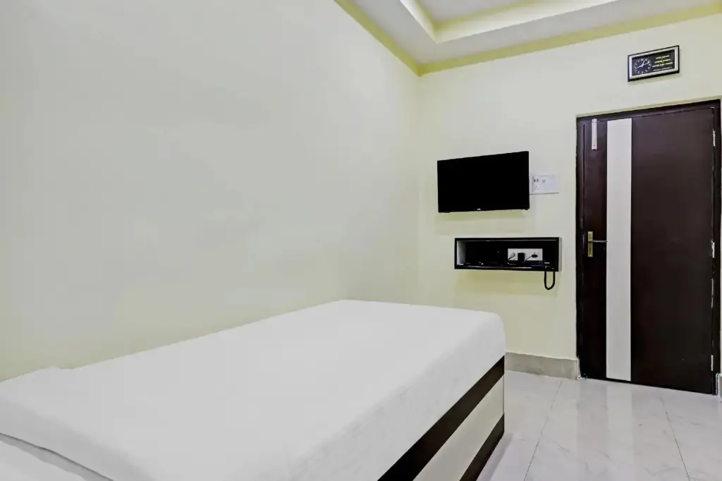 Гувахати: Capital O 85514 Kalpana Hotel