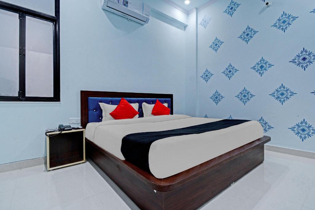 Джайпур: OYO 81074 Hotel Rj 21-18