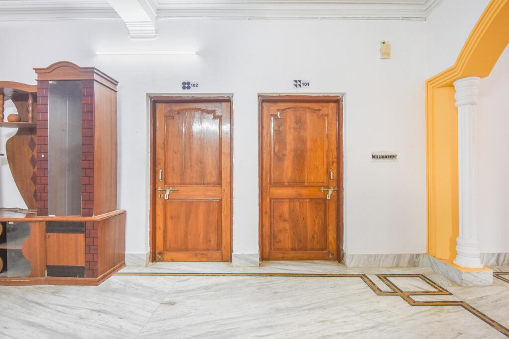 Бхубанешвар: OYO Flagship 82866 Knight Homes