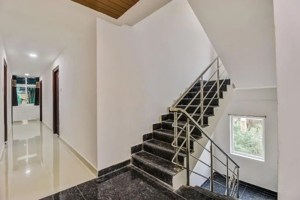 OYO 84205 Hotel Green Leaf- Kondapur — фото 1