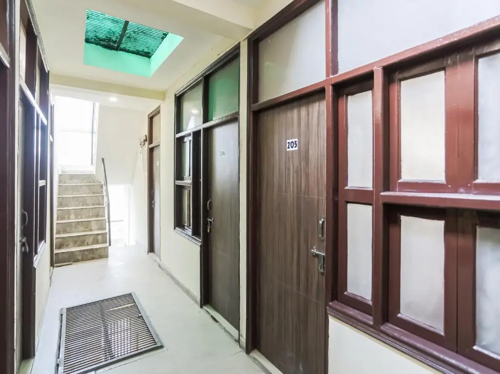 Гуруграм: OYO 85147 Royal Residency