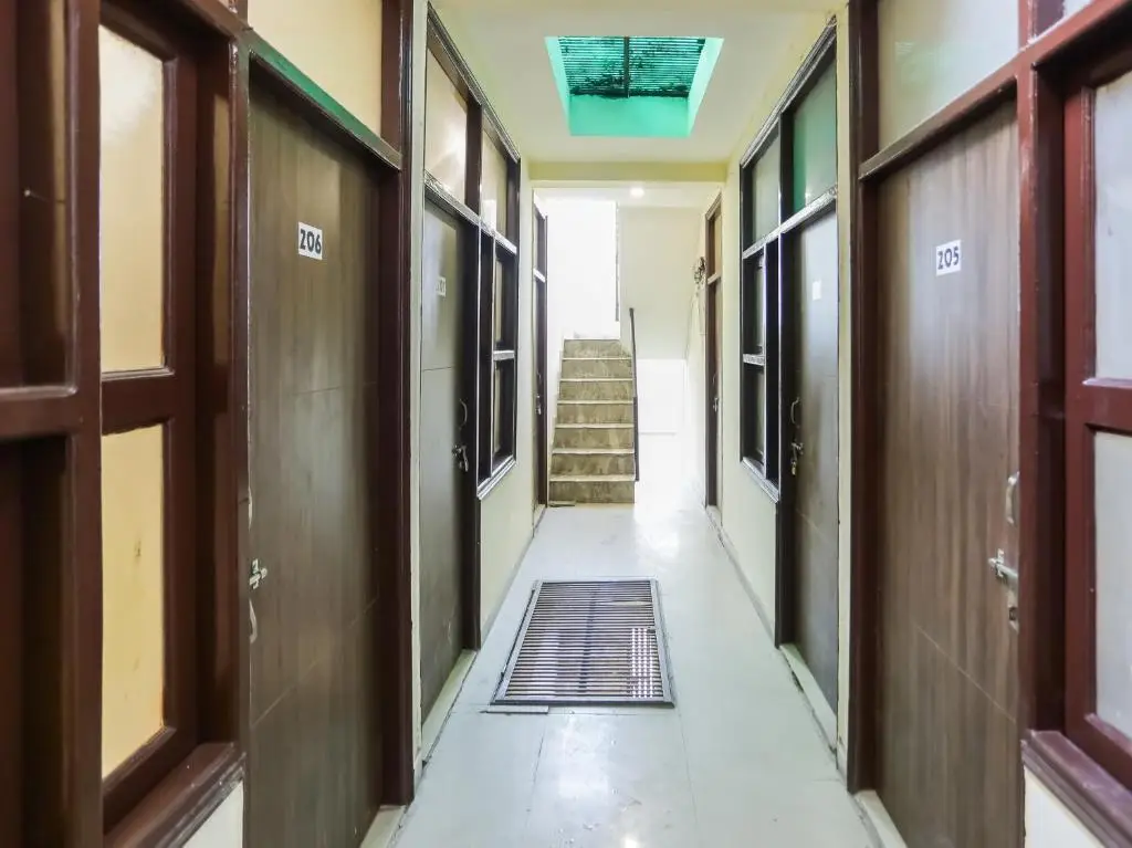 Гуруграм: OYO 85147 Royal Residency