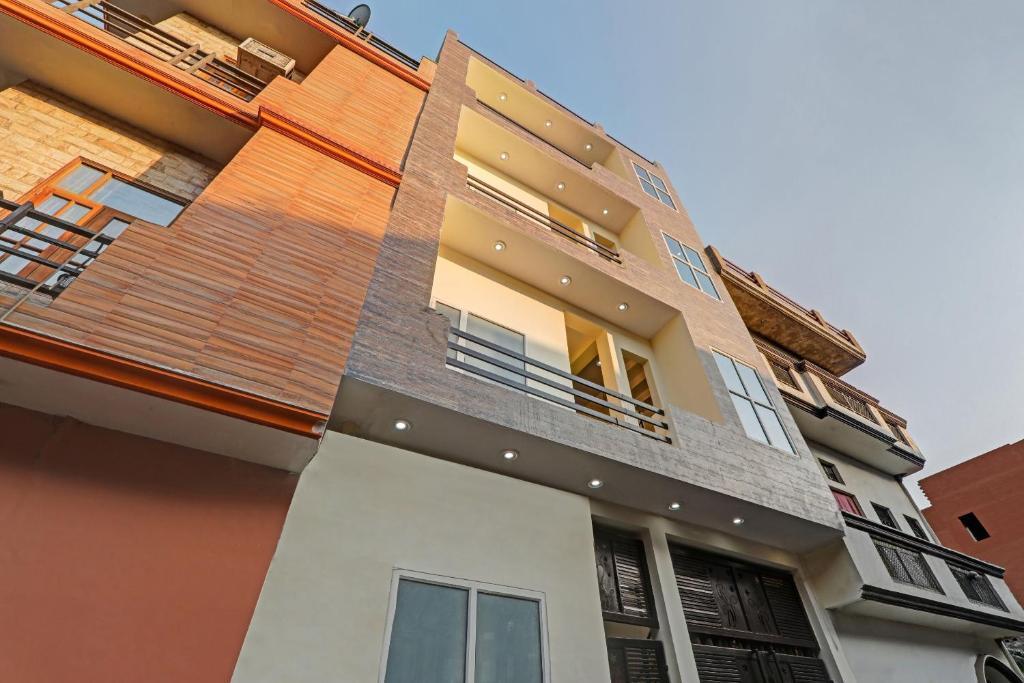 Лакхнау: OYO 85565 Hotel Classio Grand