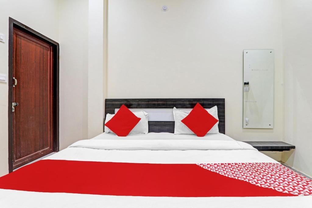 Лакхнау: OYO 85565 Hotel Classio Grand