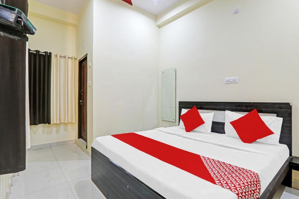 Лакхнау: OYO 85565 Hotel Classio Grand