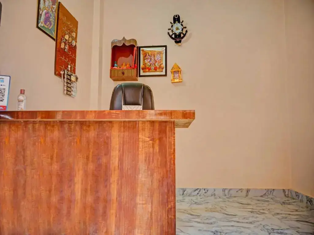 Найни: OYO 85570 Hotel Krishna