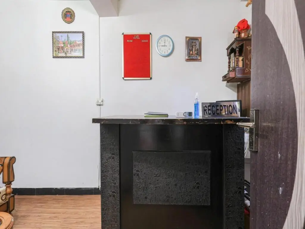 Наинитал: OYO Flagship 86242 Aum Hotel