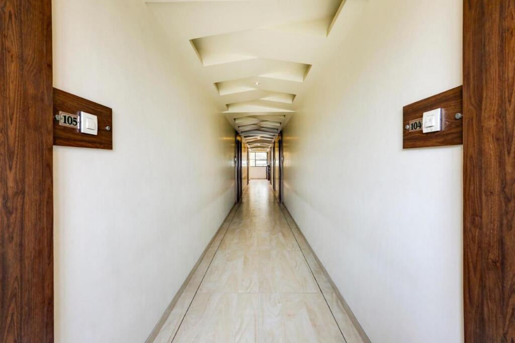 Тхане: Capital O 87144 Vijay Residency