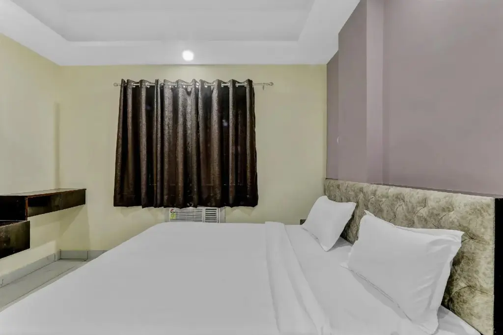 Лакхнау: Collection O 85387 Holidays Inn