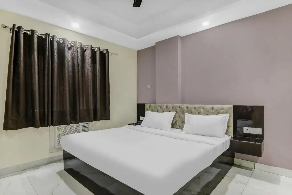Лакхнау: Collection O 85387 Holidays Inn