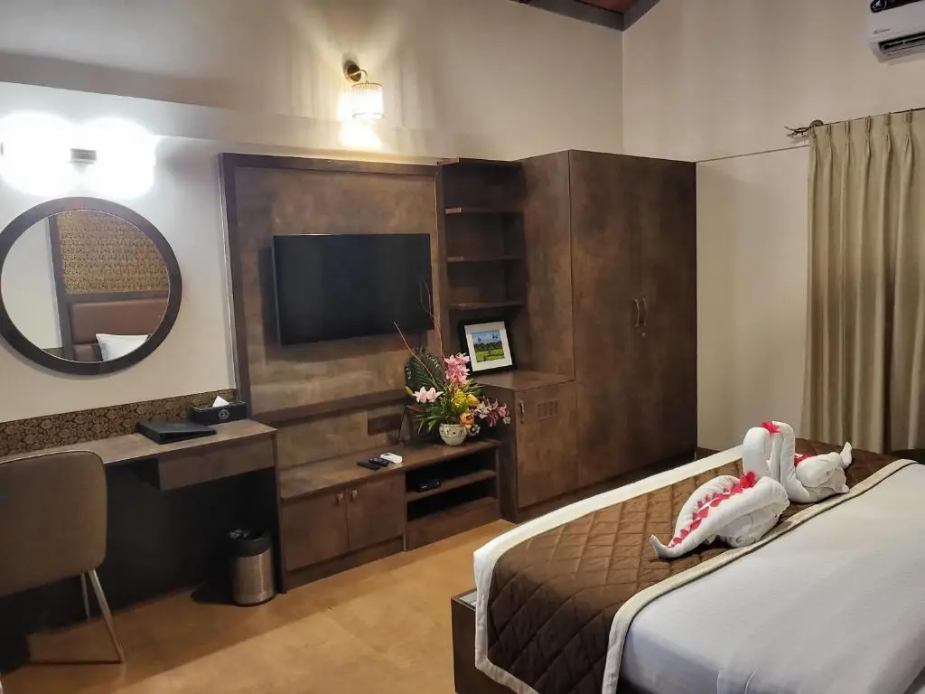 Бангалор: VRR Holistic Wellness Centre- Electronic City