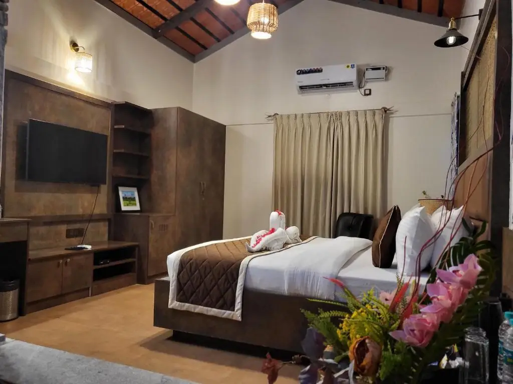 Бангалор: VRR Holistic Wellness Centre- Electronic City