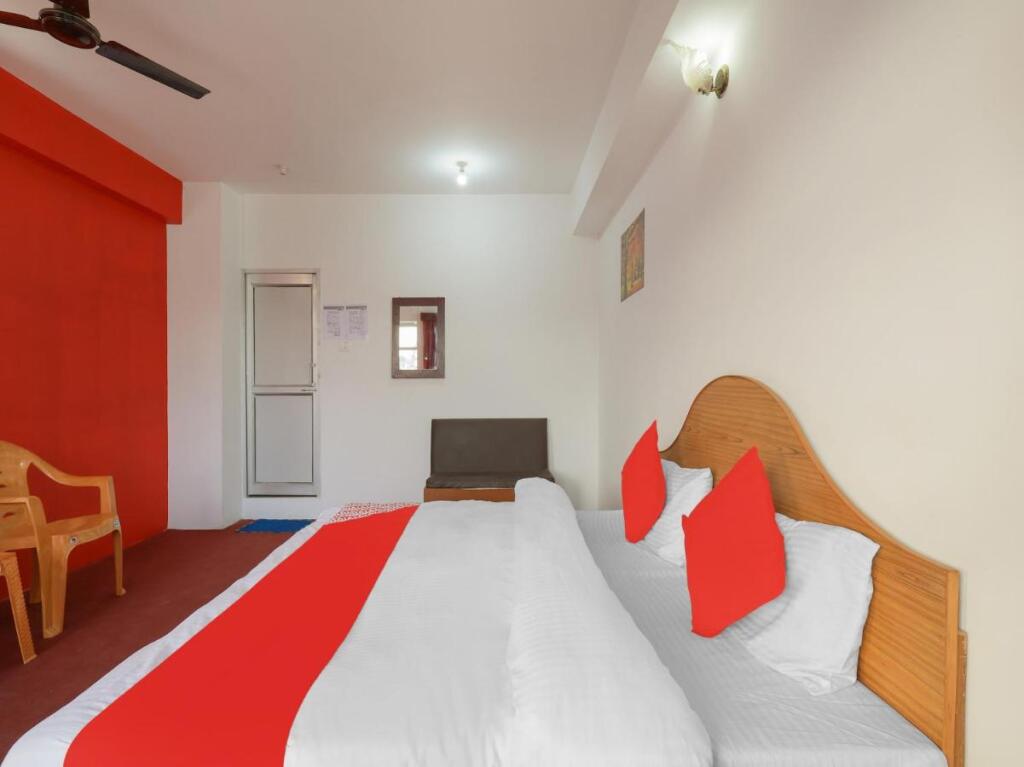 Наинитал: OYO 84792 Hotel Delhi Heart