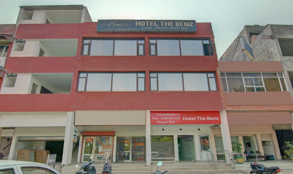 Treebo Trend Benz Mohali Phase 9 — фото 1