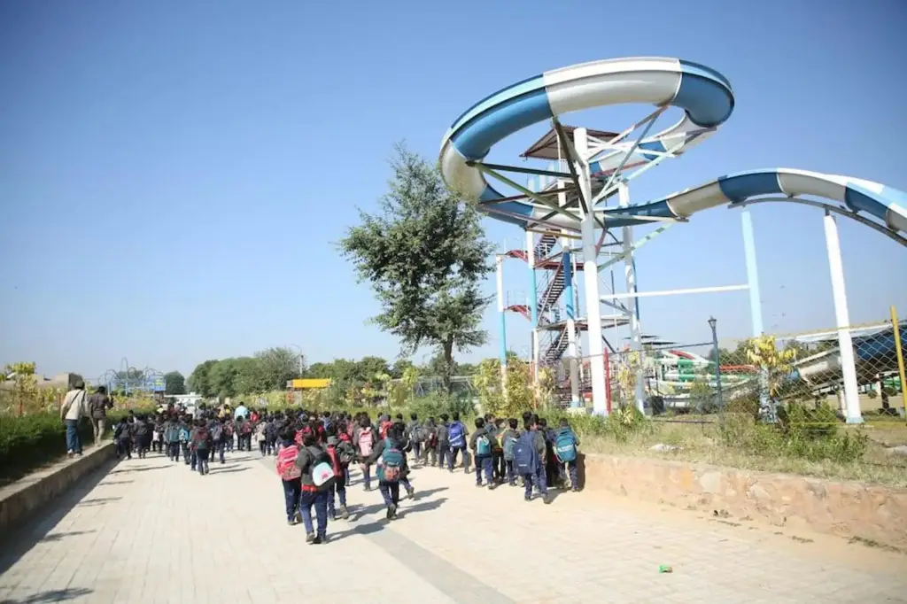 Алвар: Club 21 Sariska Fun City