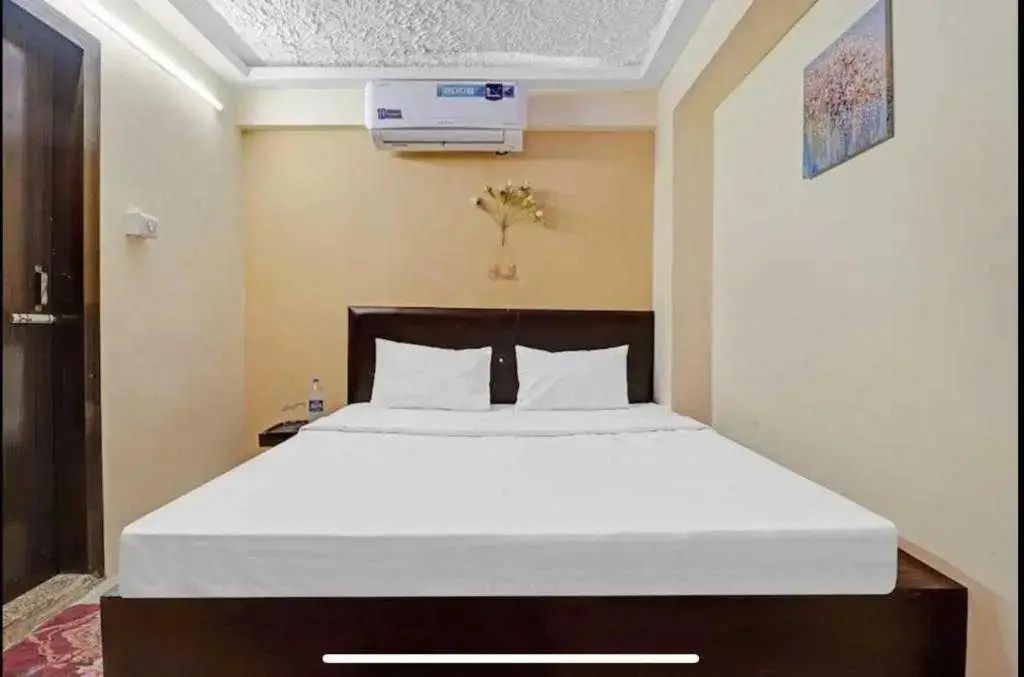 Дехрадун: Hotel O Bottom Inn
