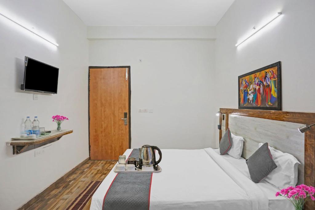 Большая Нойда: Townhouse Gn Stay Near GNIDA Office Metro Station