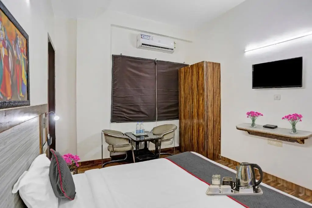 Большая Нойда: Townhouse Gn Stay Near GNIDA Office Metro Station