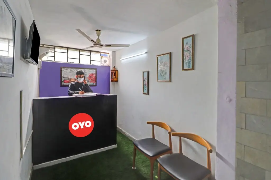 Нью-Дели: OYO Flagship 90606 Jps The Town