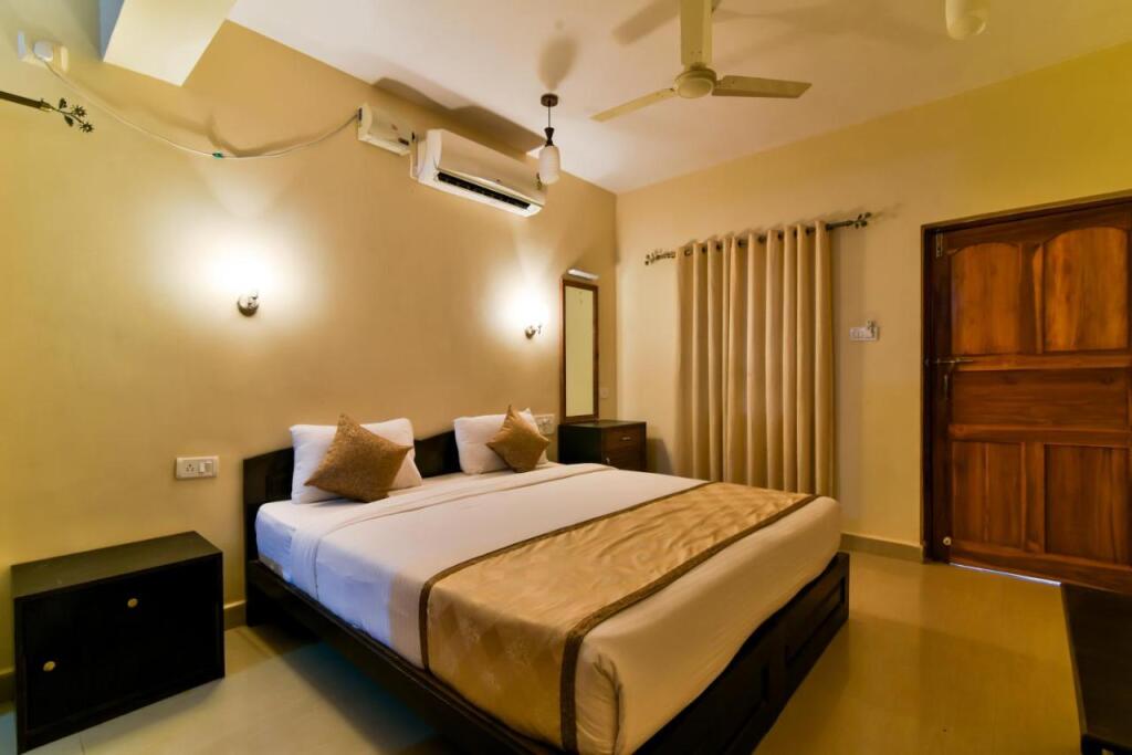 Бага: Baga Fantacia Beach Inn