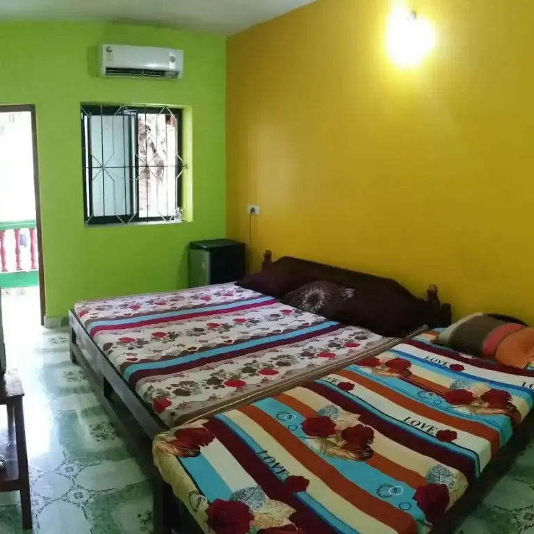 Бага: Subhash Guest House