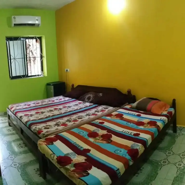 Бага: Subhash Guest House
