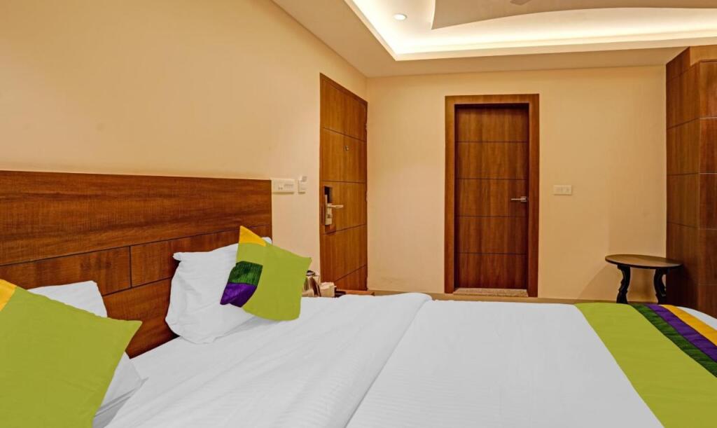 Силигури: Treebo Indrapuri Hotel & Resort Siliguri Junction