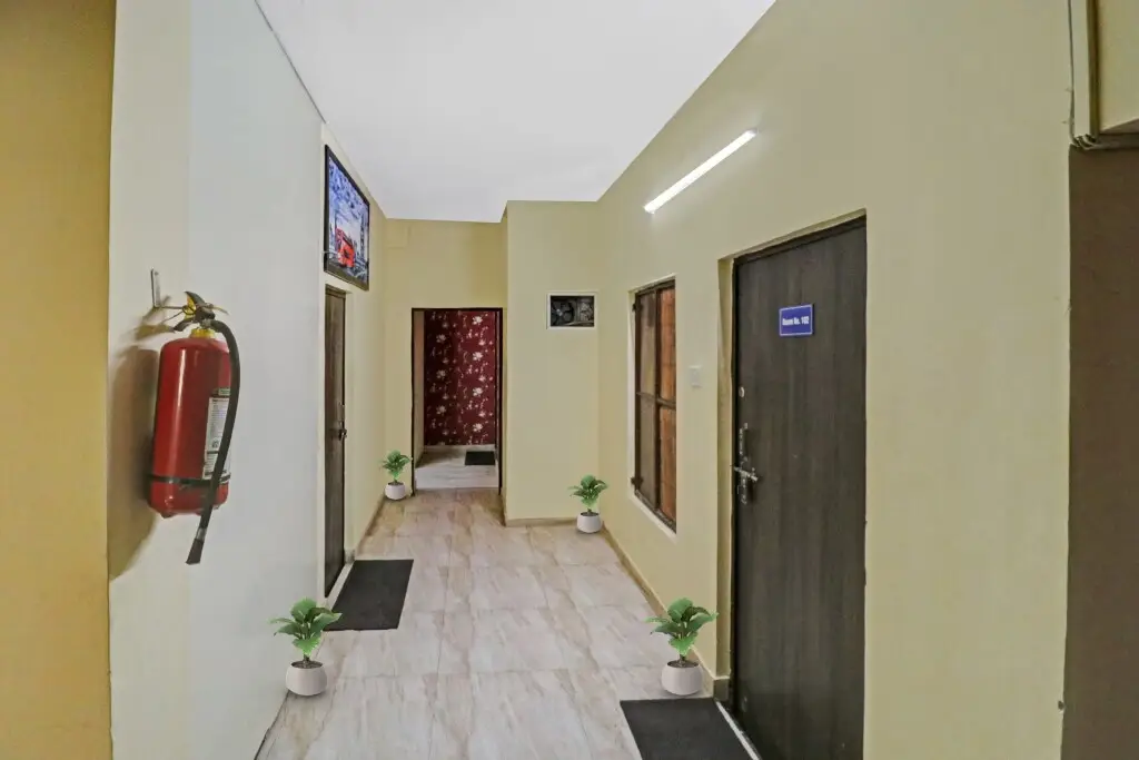 Нью-Дели: Oyo Dream Palace Near Laxmi Nagar Metro