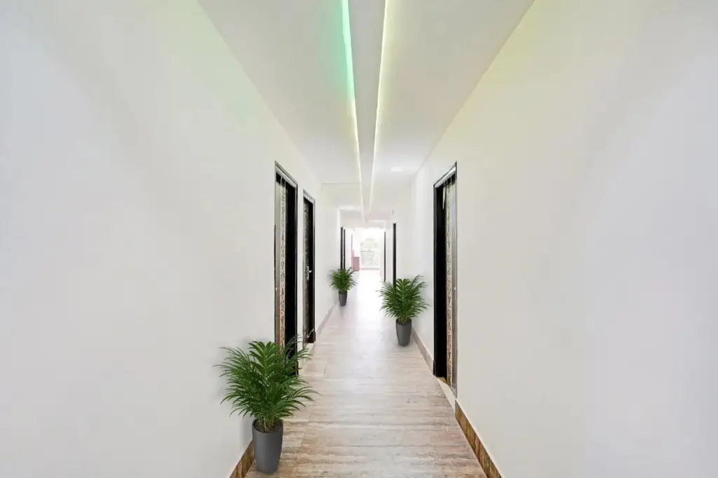 Бангалор: Collection O Emara Inn Near Ascendas Park Square Mall