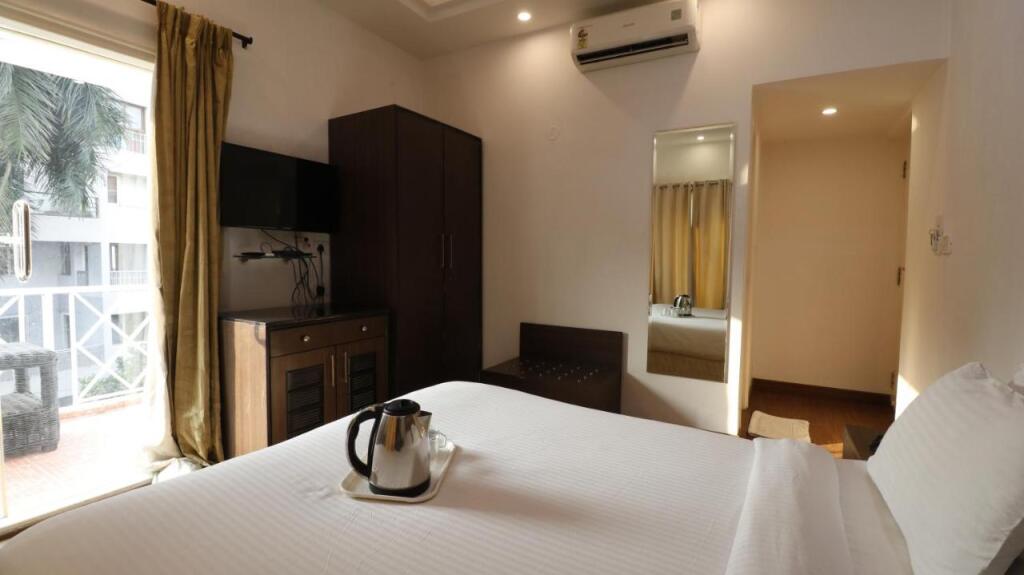 Бангалор: Omatra V Suites Electronic City