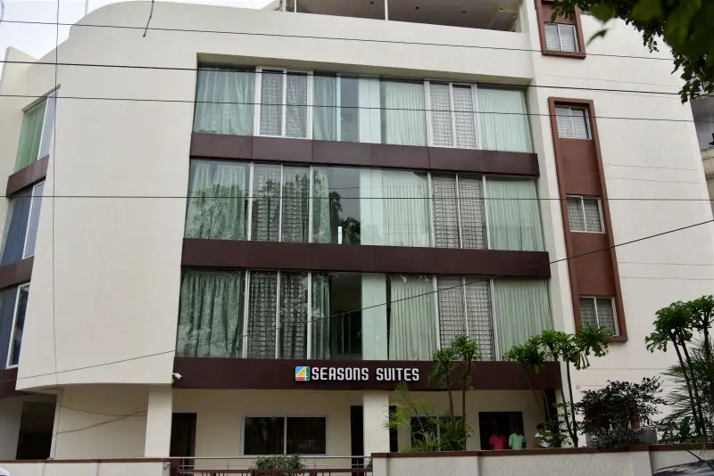 Seasons Suites — фото 1
