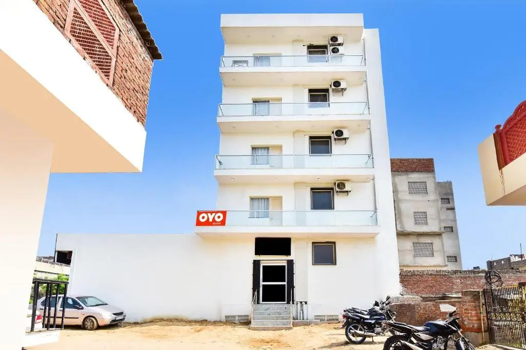 Oyo 91763 Hotel Midiyan Palace — фото 1