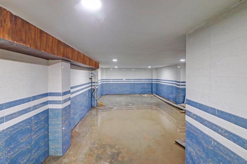 Нью-Дели: Oyo Hotel Kl Khari Inn Near Haiderpur Metro Station