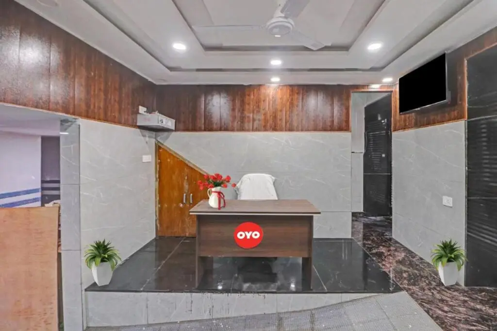 Нью-Дели: Oyo Hotel Kl Khari Inn Near Haiderpur Metro Station