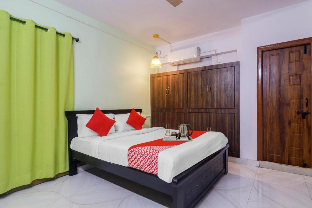 Хидерабад: Super OYO 91856 Broholic Hotels
