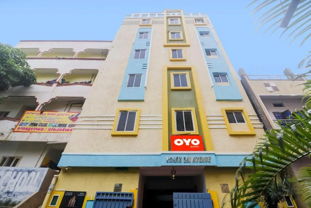 Хидерабад: Super OYO 91856 Broholic Hotels