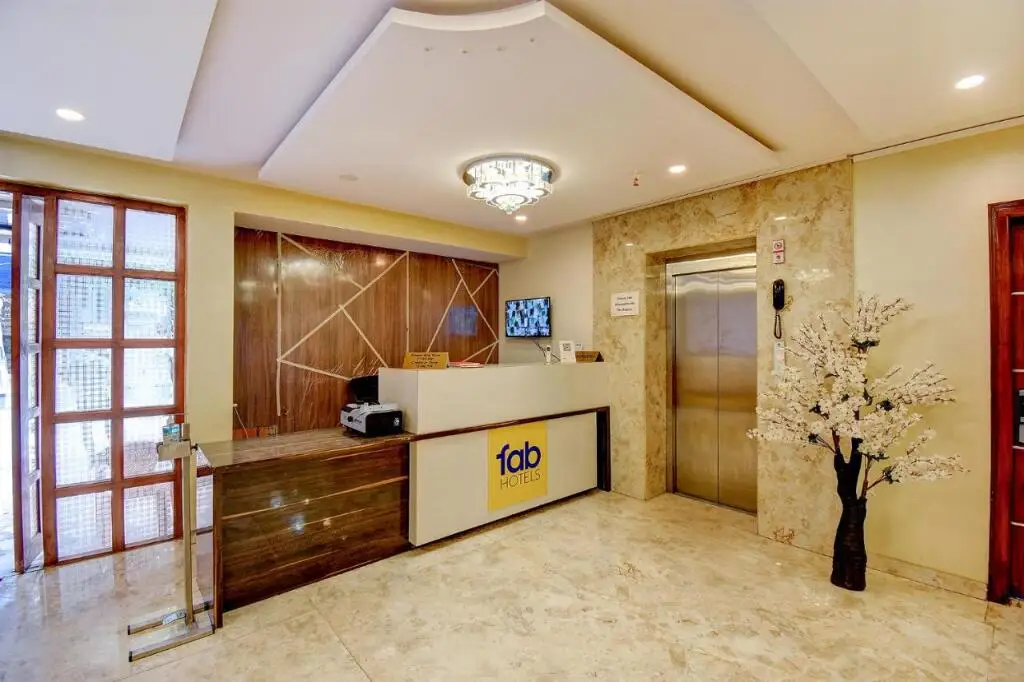 Бангалор: FabHotel SRK Platinum Inn