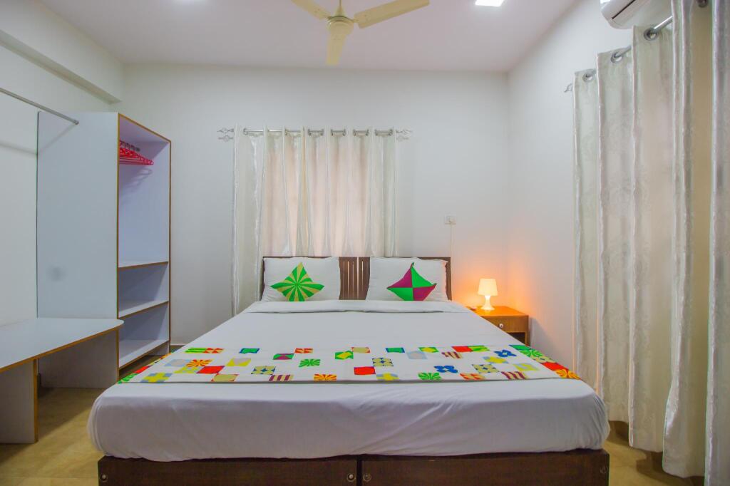 Верем: OYO 75550 Holy Cross Home Stays